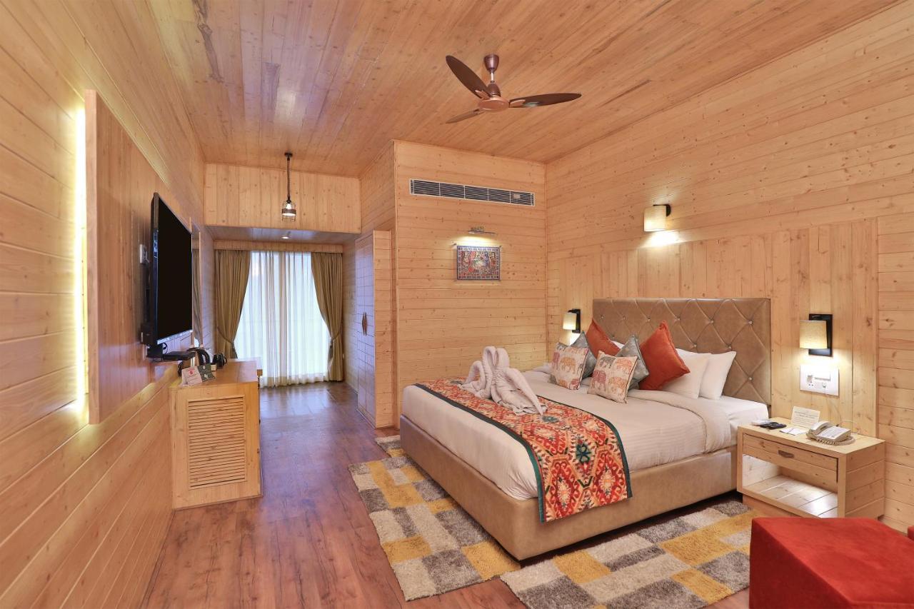 Bamboo Saa Resort & Spa - Удайпур Экстерьер фото